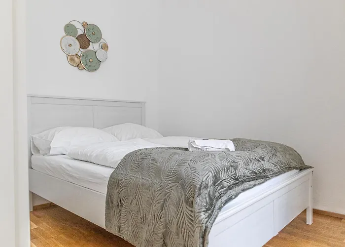 Apartment Stylish Multi Perfect For Group Vienna