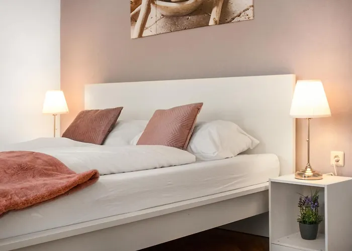 Stylish Multi Perfect For Group * Vienna