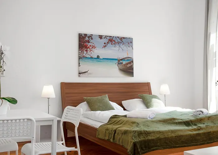 Stylish Multi Perfect For Group Apartment *