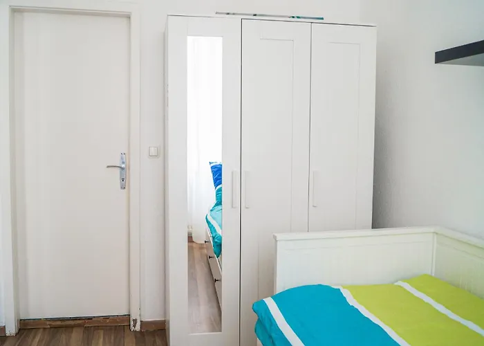 Apartment Stylish Multi Perfect For Group Vienna