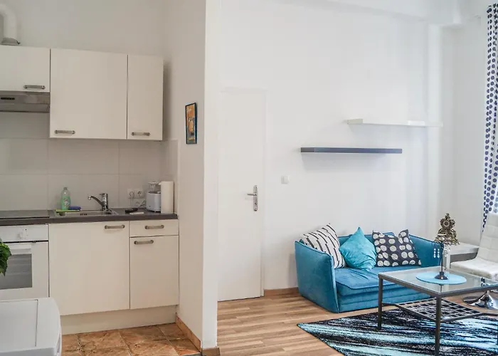 Stylish Multi Perfect For Group Apartment